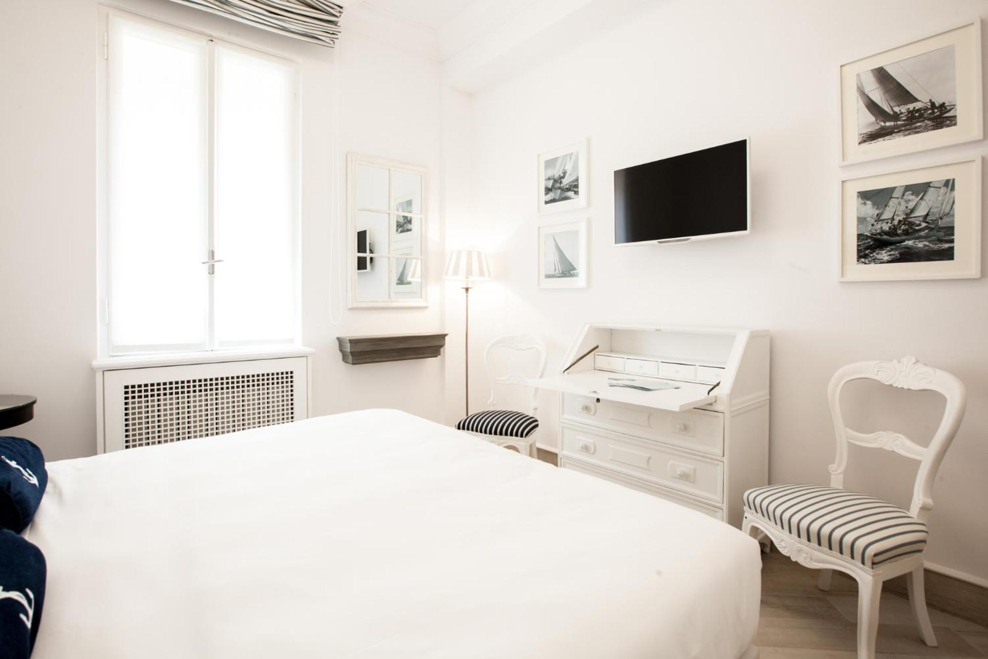 Hotel Marina Charming Rooms فينالي ليغوري الغرفة الصورة