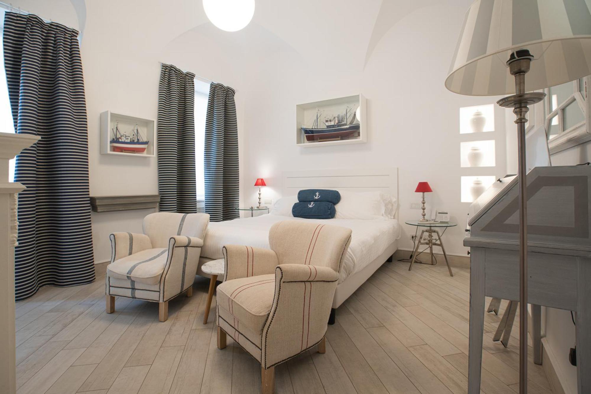 Hotel Marina Charming Rooms فينالي ليغوري الغرفة الصورة