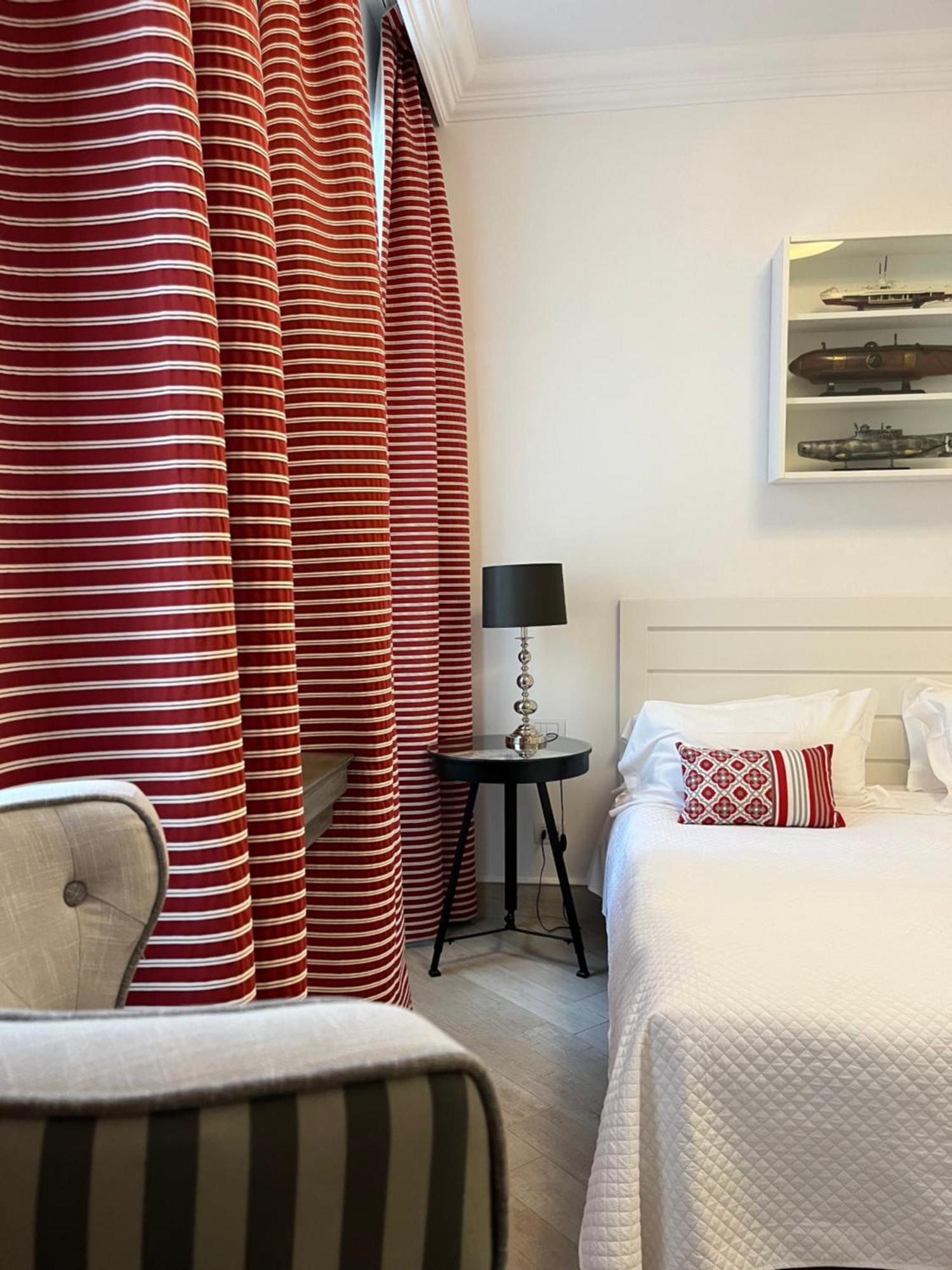 Hotel Marina Charming Rooms فينالي ليغوري المظهر الخارجي الصورة